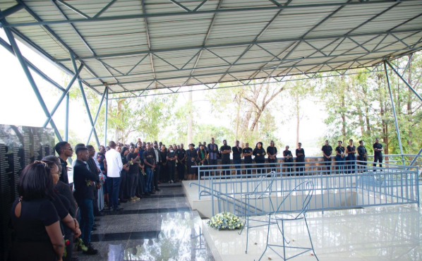 IBITARO BYIHARIYE MU BUVUZI BW AMAGUFWA  BY INKURU NZIZA ,KWIBUKA 32